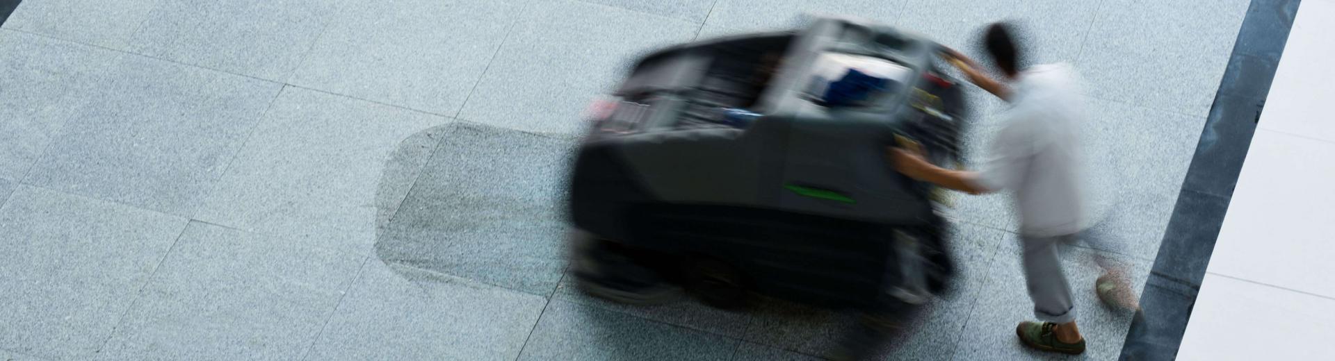 Industrial cleaning machines