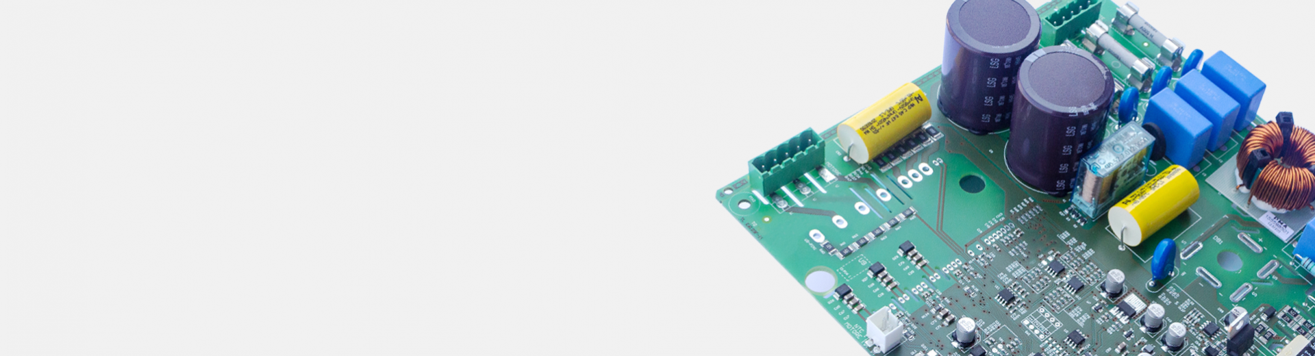 Inverter con alimentazione AC